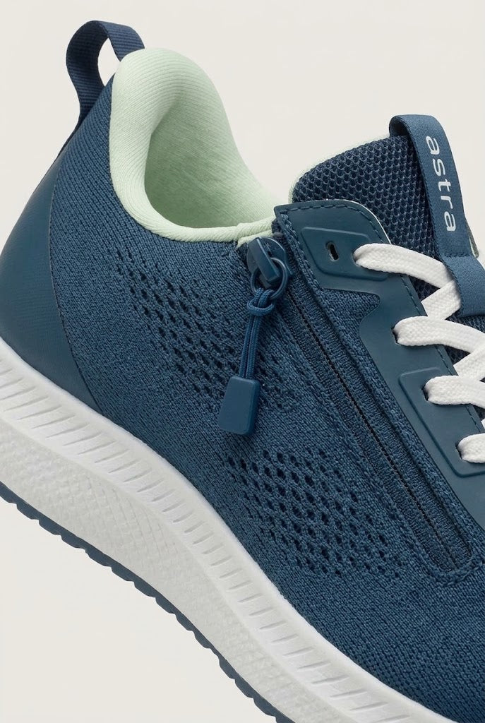 Breathable mesh, PU heel cap